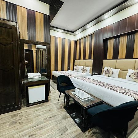 Hotel Radiance Delhi  Exterior foto