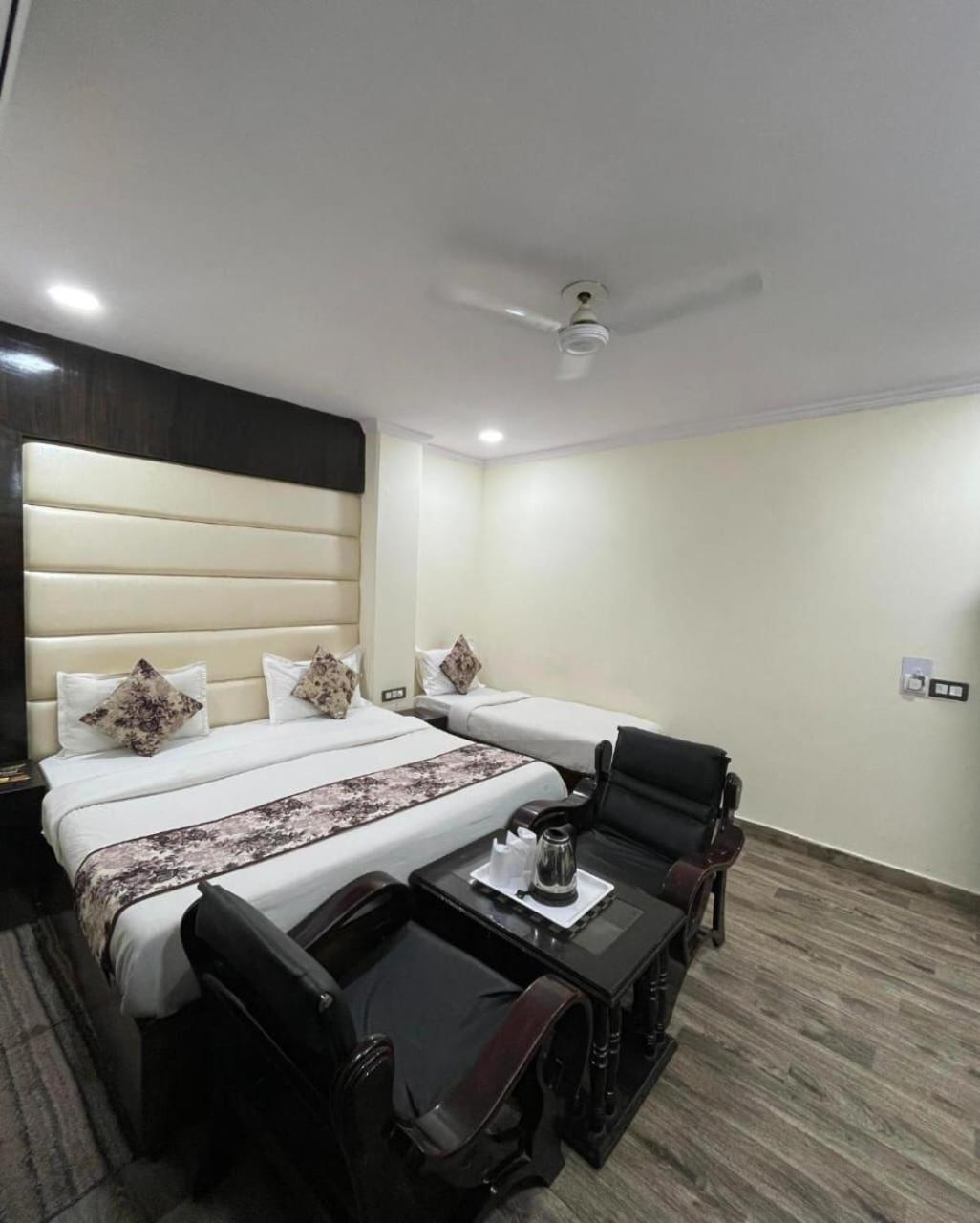 Hotel Radiance Delhi  Exterior foto